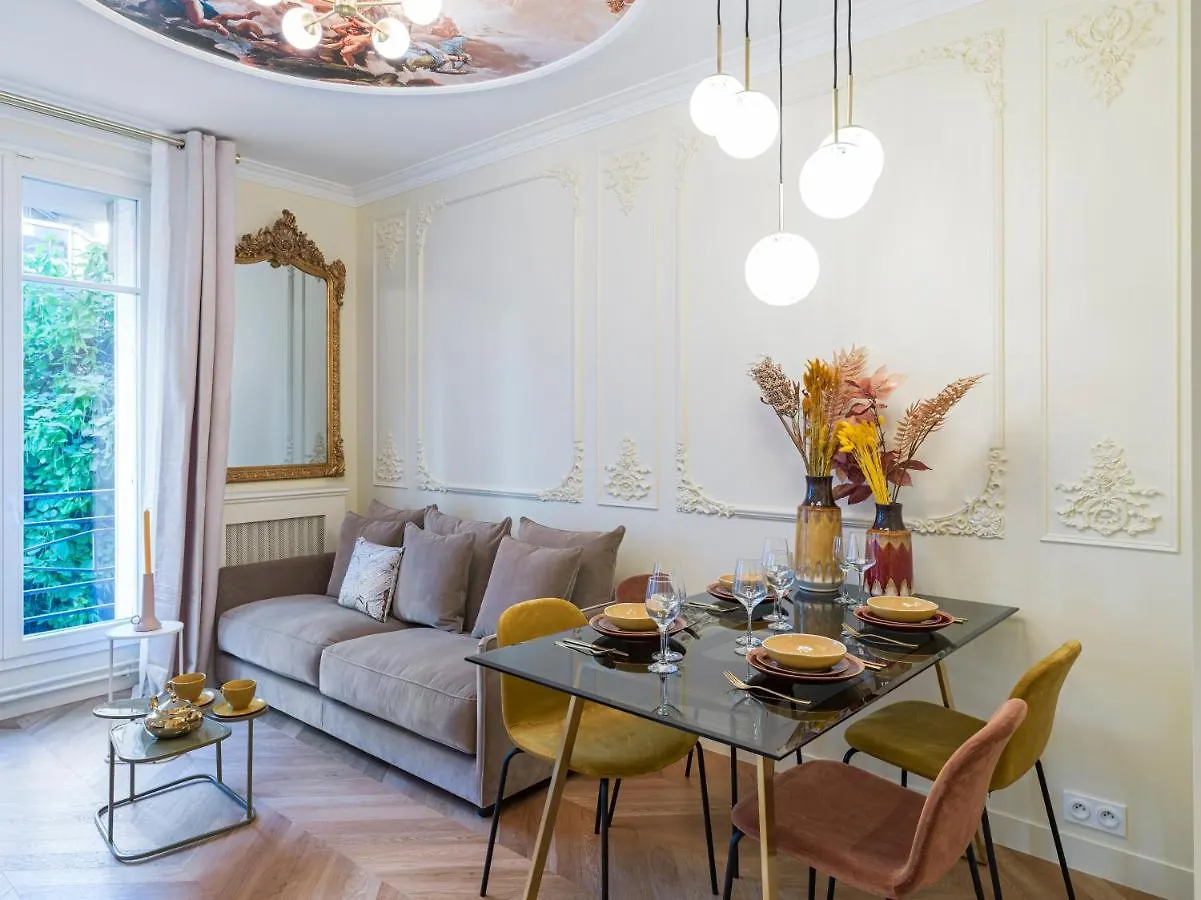 Apartment The Gatsby Suite Paris