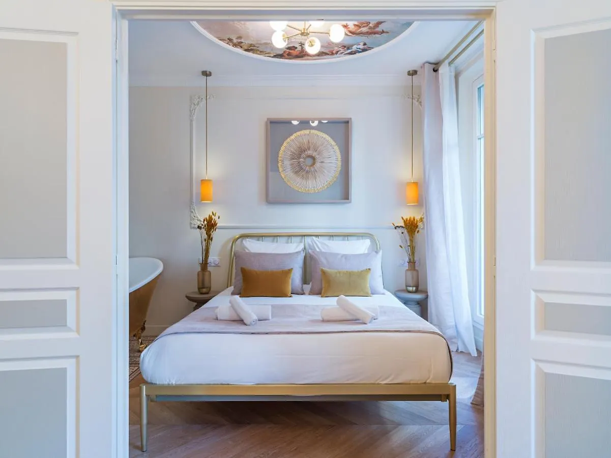 The Gatsby Suite Paris Apartment