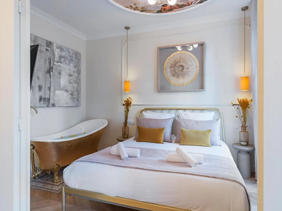 The Gatsby Suite Paris
