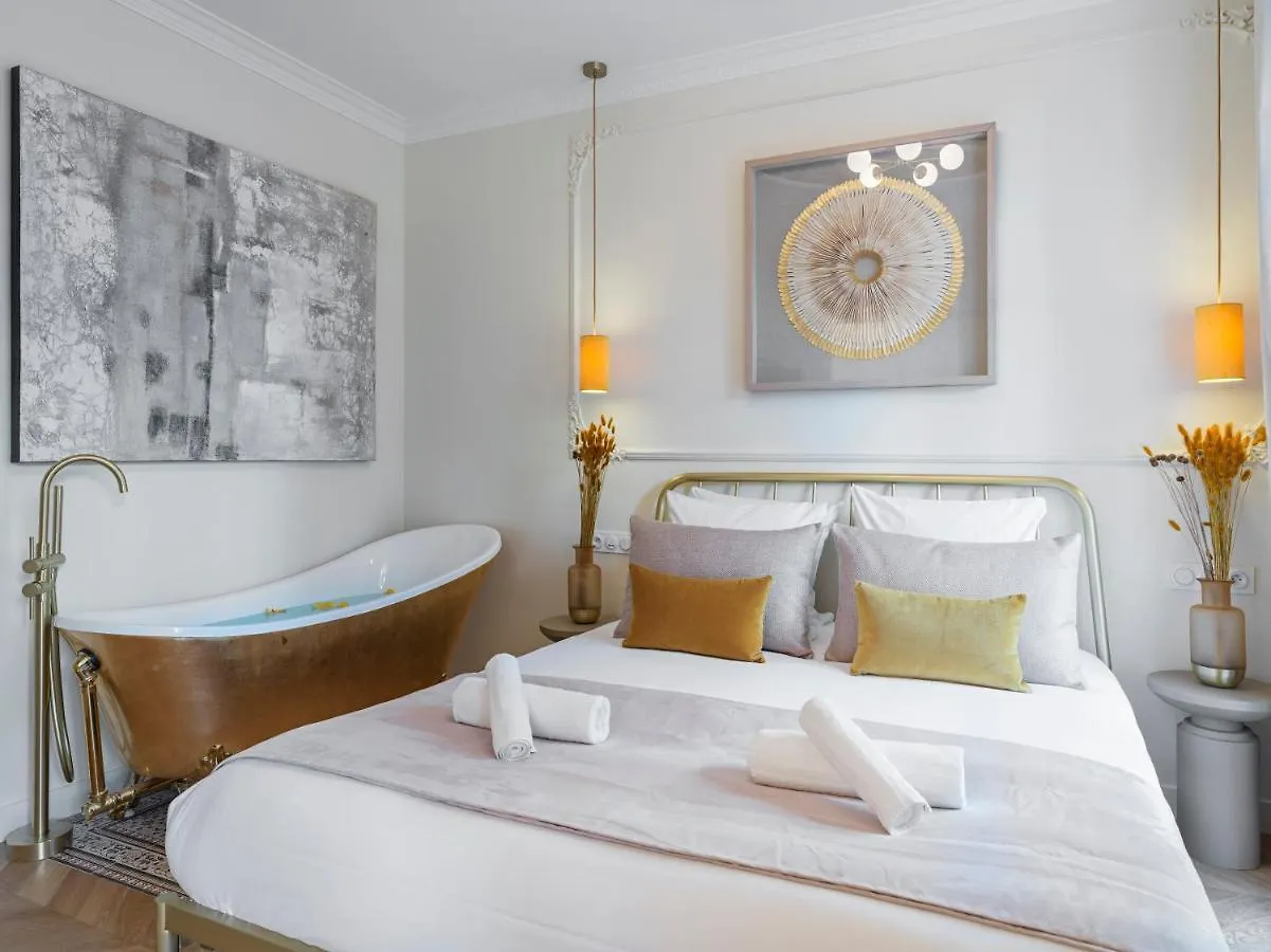 The Gatsby Suite Paris 0*,  France